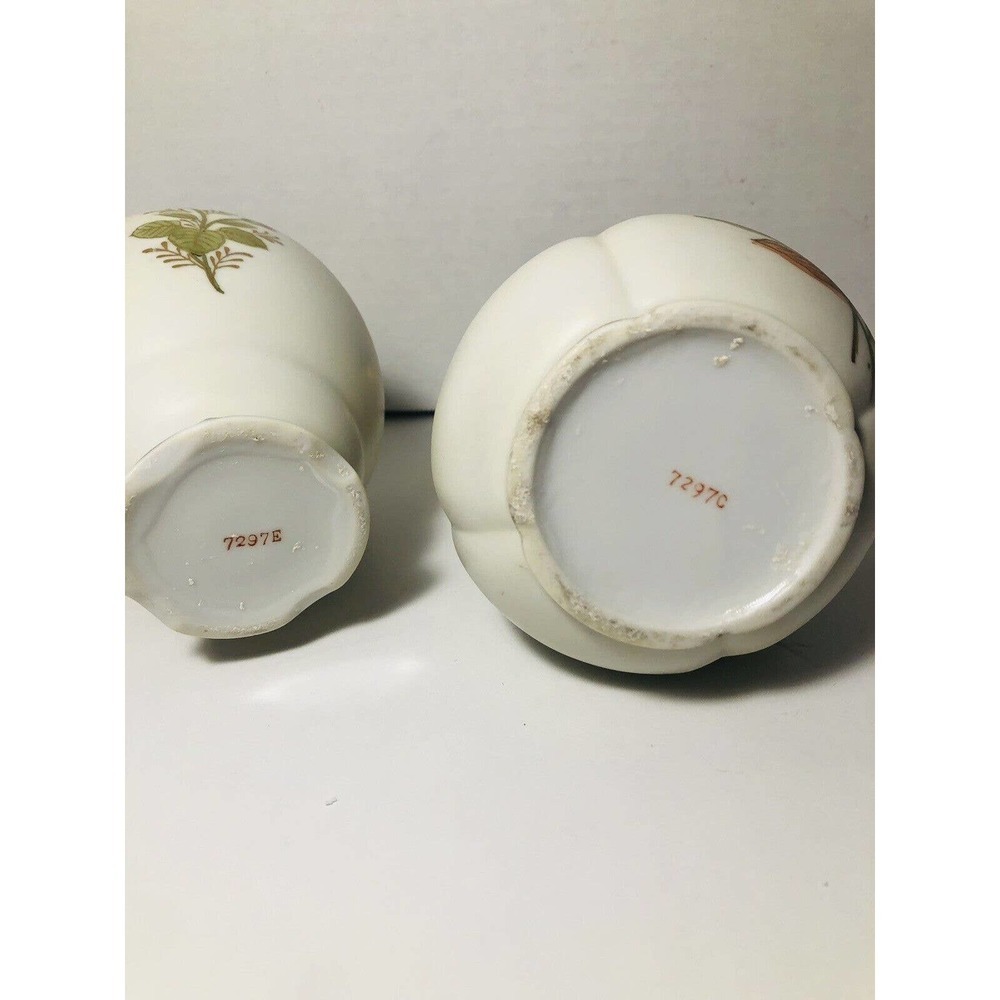 Vintage Porcelain Pitcher and Bud Vase BEAUTIFUL PIECES!! Set Of 2 - Picture 10 of 12